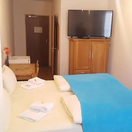 Ausspann Arabica 2* Хайденау