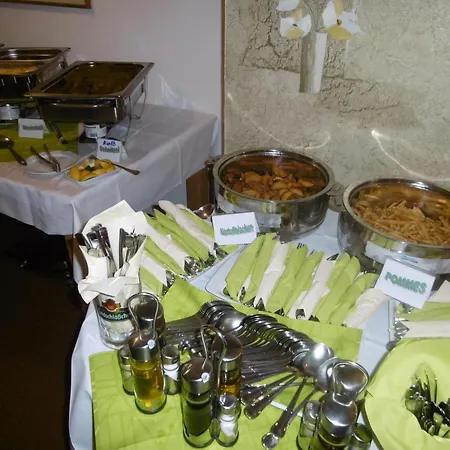 Ausspann Arabica Отель Хайденау