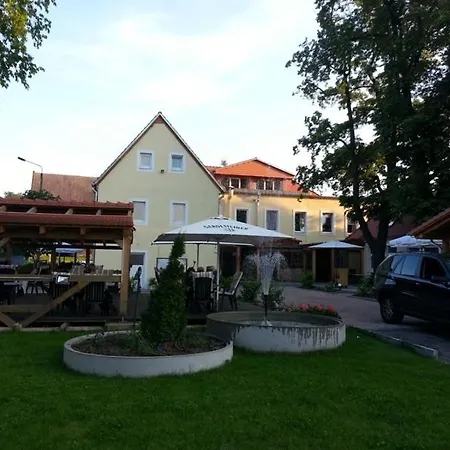 Ausspann Arabica 2* Хайденау